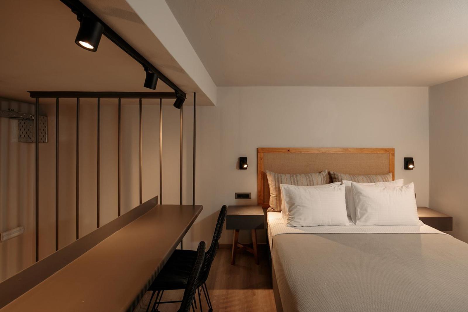 "Makava Suites" Your Luxe Urban Sanctuary Naxos City Exterior photo