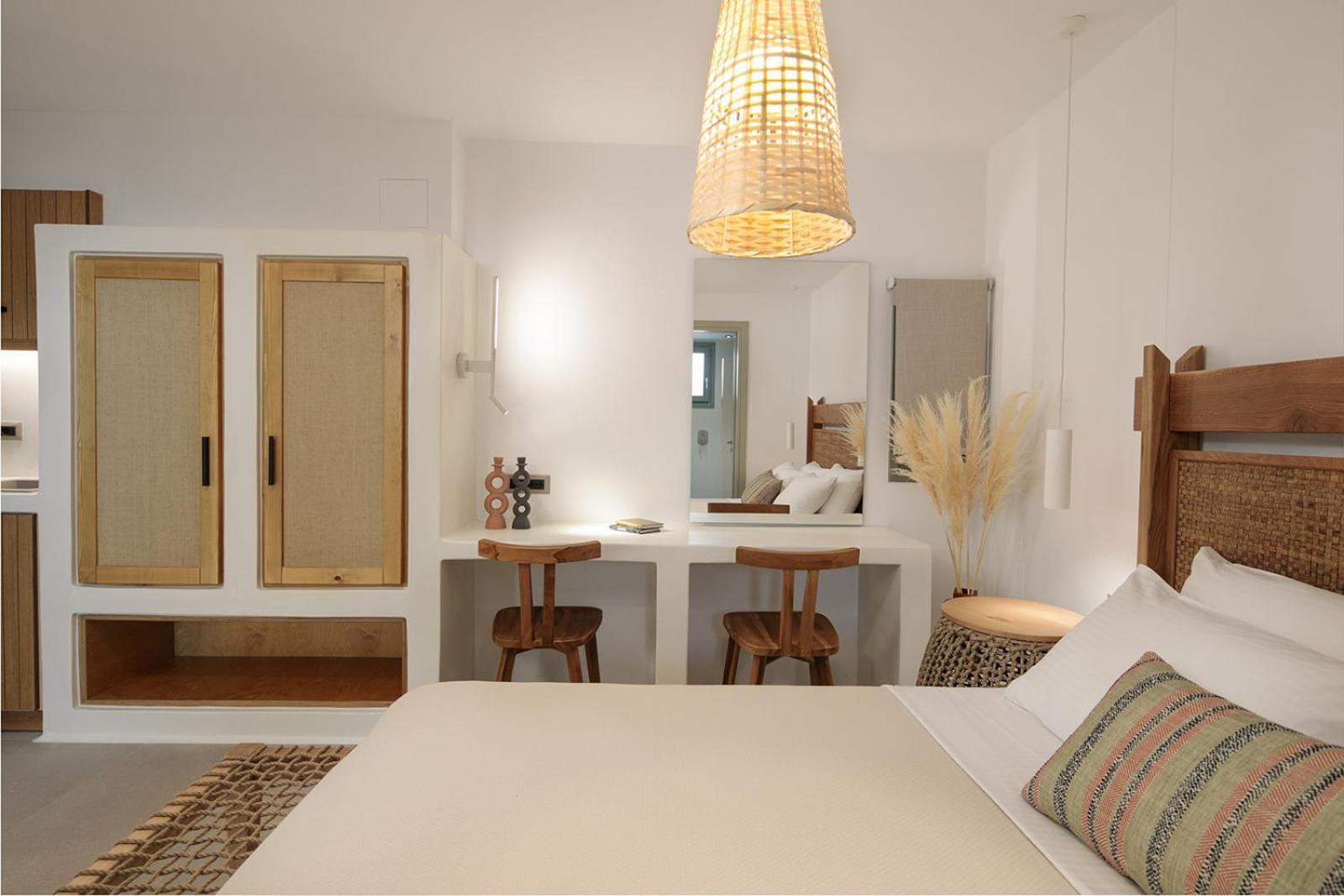 "Makava Suites" Your Luxe Urban Sanctuary Naxos City Exterior photo